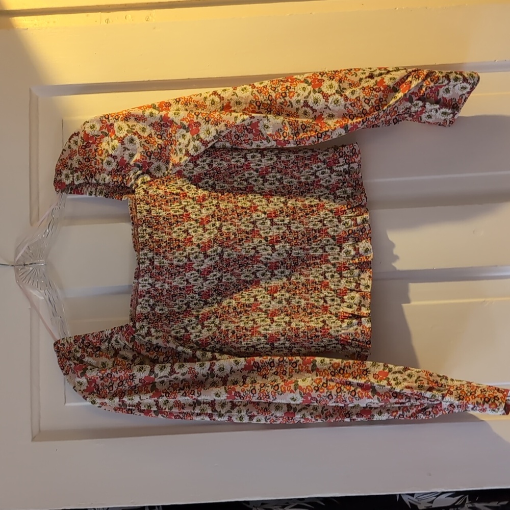 Poplin cotton flowered blouse